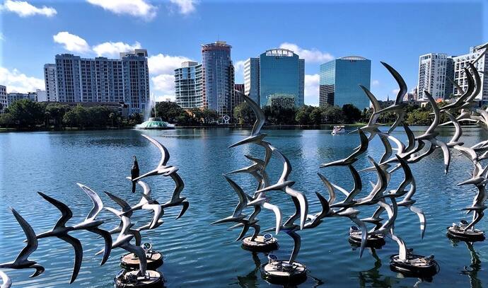 A view of the Allen Memorial Fountain in Lake Eola Park in Orlando, Florida