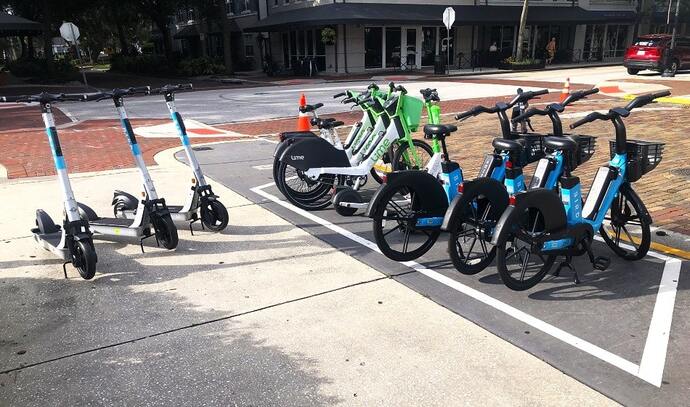 A view of the transportation options available near the Vue at Lake Eola