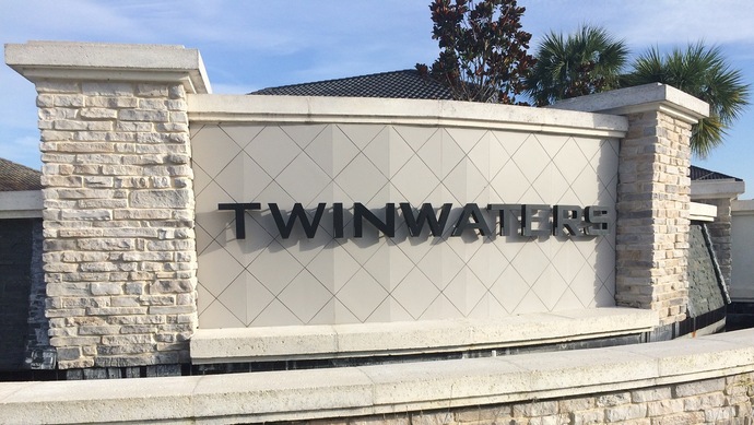 Entrance Sign For Twinwaters on Marsh Road