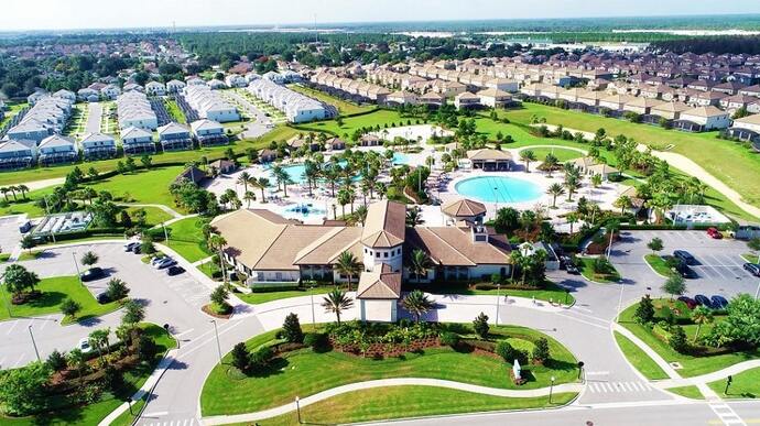 Family-friendly gated community with fitness center and tennis courts in Orlando, Florida