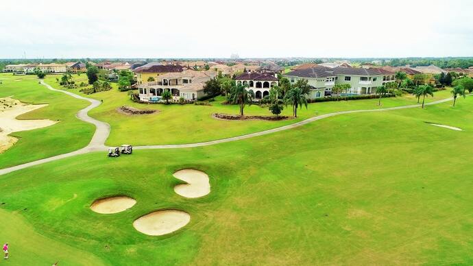 Image of three championship golf courses in Reunion Resort