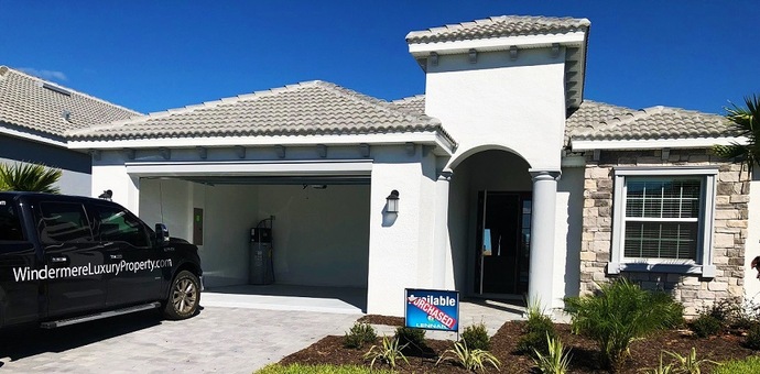 An image of a beautiful house for sale in Davenport listed by Central Florida LLC in their role in Davenport real estate.