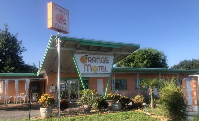 A view of The Orange Motel in Clermont, Florida