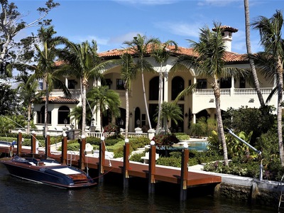 Lakefront Homes For Sale in Orlando Florida