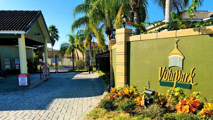 Vista Park Davenport FL Homes For Sale or Rent
